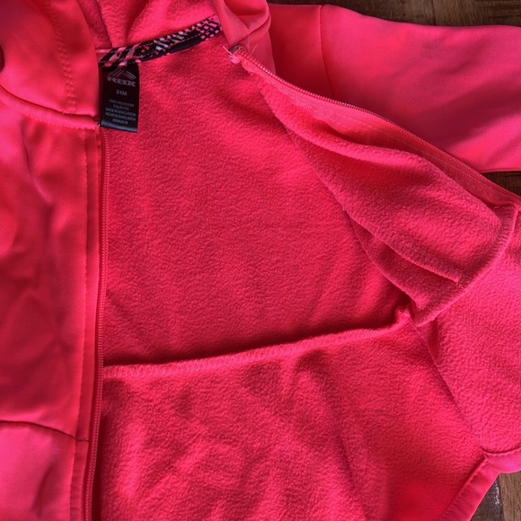 2 jackets - Picture 3 of 7